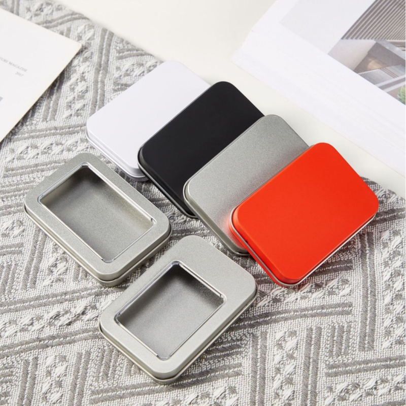 Cutie metalică dreptunghiulară cu fereastră pentru USB, card poștal, baterii și unghii false – cutie metalică cu inserție de burete.