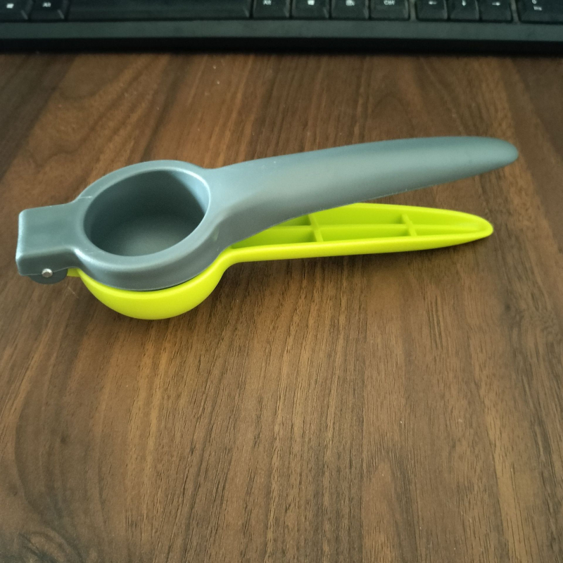 Storcător manual din ABS plastic – storcător pentru lămâie și portocale, multifuncțional, design modern minimalist, ABS de calitate alimentară
