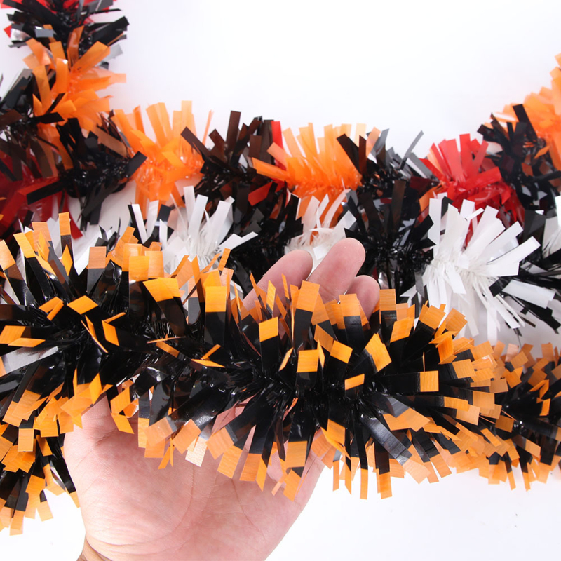 Ghirlandă de Halloween 2 m — neagră cu margine verde, panglici colorate pentru decor de casă și ornamente de perete DIY pentru petrecere