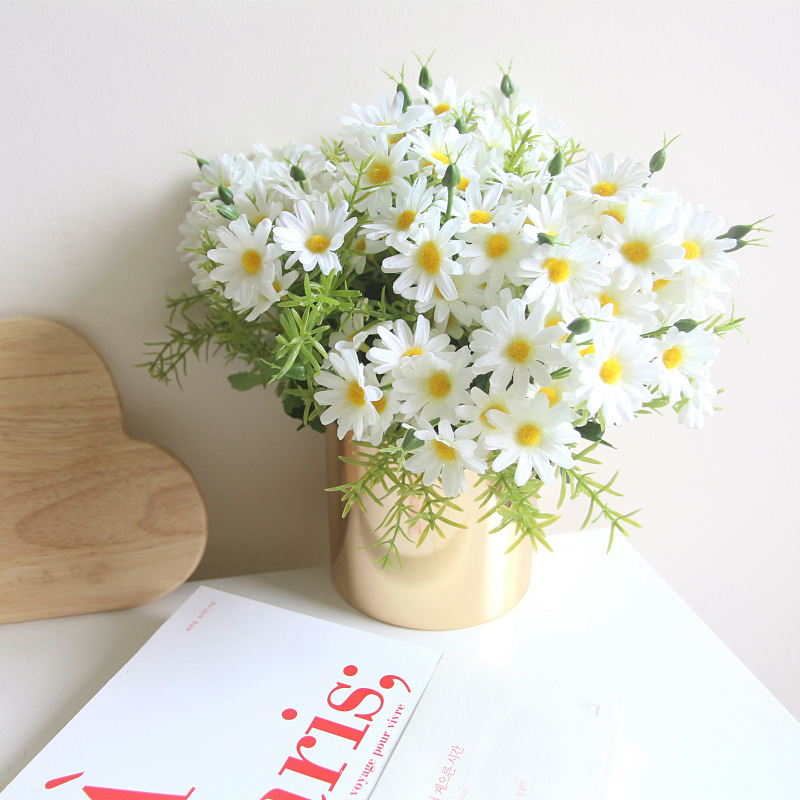 Floare artificială margaretă din țesătură de mătase, cu tulpină unică pentru decor DIY pe perete al plantelor de interior