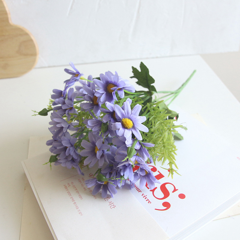 Floare artificială margaretă din țesătură de mătase, cu tulpină unică pentru decor DIY pe perete al plantelor de interior