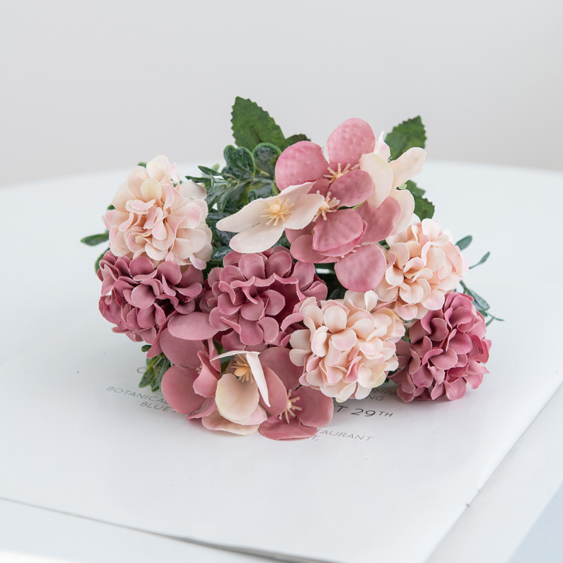 Μπουκέτο μεταξωτών Hydrangea σε βιντάζ στυλ για γάμους, σκηνές φωτογράφισης και διακόσμηση σπιτιού