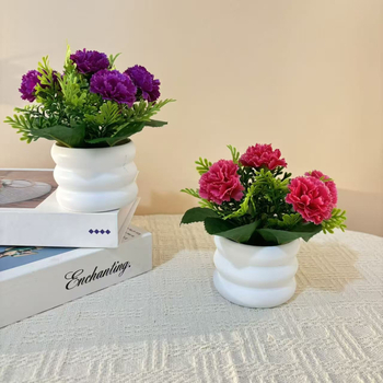 Noul aranjament cu cinci garoafe într-un mini bonsai în ghiveci, în formă de inel, pentru decor de birou, flori artificiale realiste