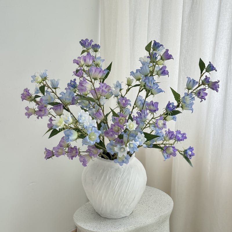 Τεχνητά λουλούδια Bellflower και Lily of the Valley σε μακριά στελέχη – διακόσμηση σπιτιού για σαλόνι και τραπεζαρία, ανθοστολισμός γάμου