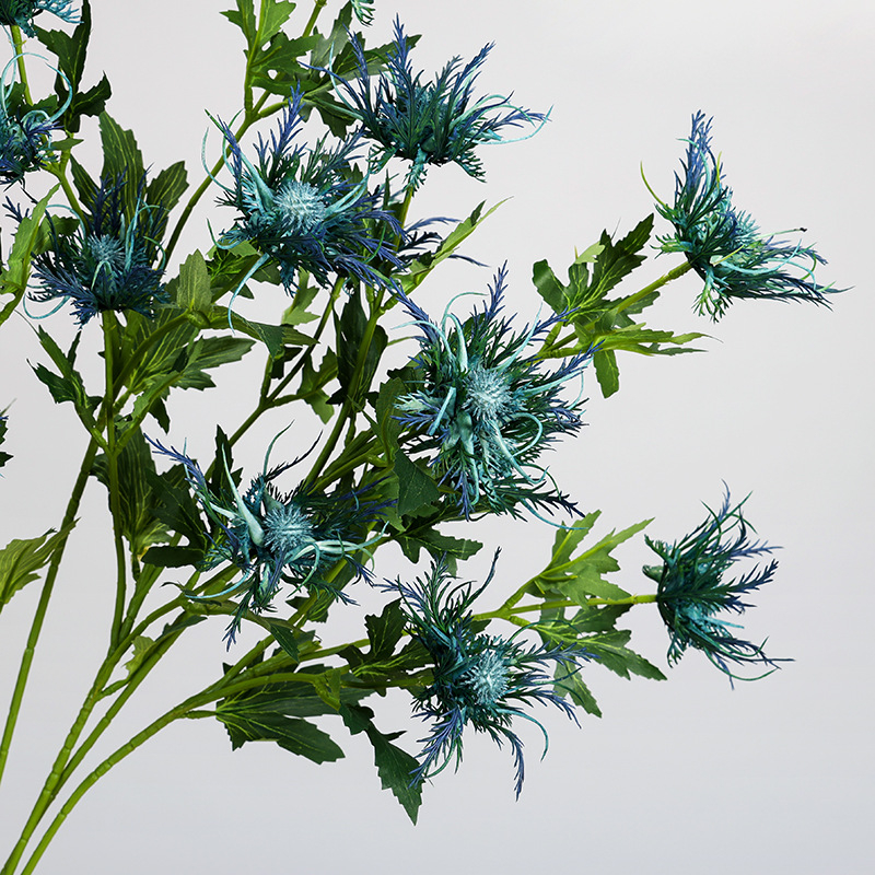 Ramură artificială cu trei capete de eryngium, pentru aranjamente florale și recuzită fotografică
