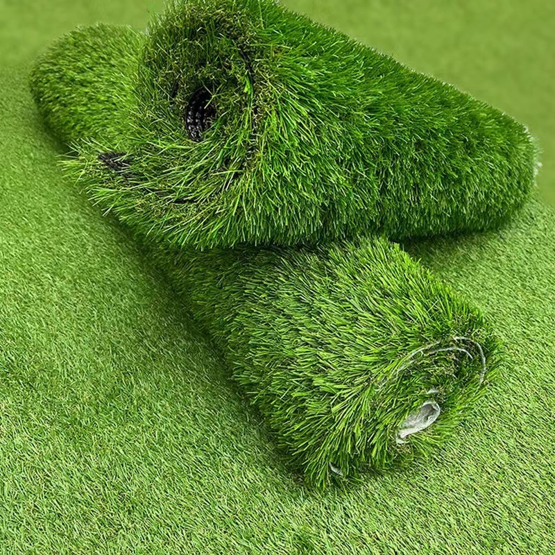 Gazon sintetic pentru terenuri de golf, terenuri de croquet, spații comunitare și grădinițe.