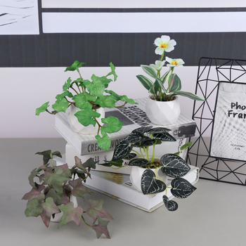 Mini ghiveci ceramic pentru suculente, cu textură velur și motiv lotus-diamant, decor de birou