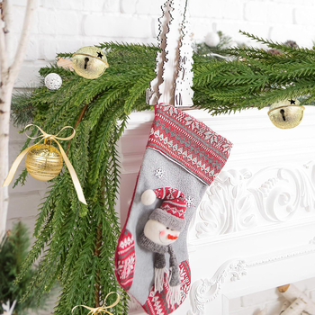 Ramuri Norfolk Pine, verdeață artificială pentru decorul de Crăciun la șemineu
