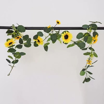 Liana din mătase cu flori de floarea-soarelui, pentru decor în mansardă, stil pastoral