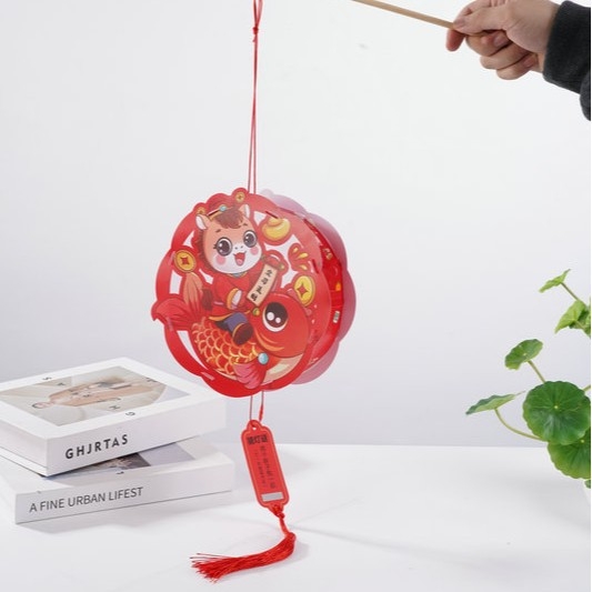 Model nou 2026 - Lanternă portabilă cu iluminare pentru copii, design desen animat, DIY, PVC lanternă cu flori (Anul Calului)