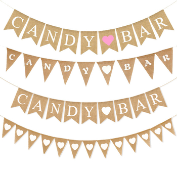 Banner decorativ de nuntă pentru Candy Bar, cu stegulețe triunghiulare din in și ghirlandă cu inimioare