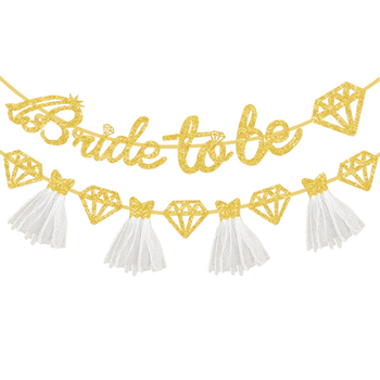 Rochie de burlăcițe cu litere roz strălucitoare și ornamente cu diamante