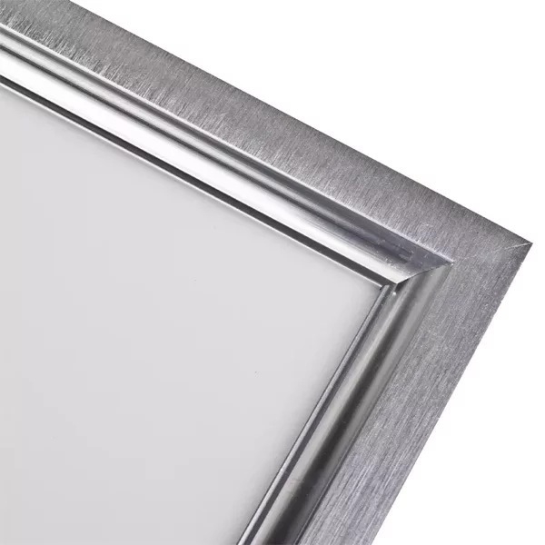 Lampă LED încorporată în tavan, panou LED cu grilă pentru bucătărie și baie, dimensiuni 300x600 și 600x1200