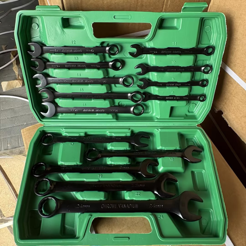 Set de 14 piese: chei cu ratchet, în husă din pânză, din oțel crom-vanadiu