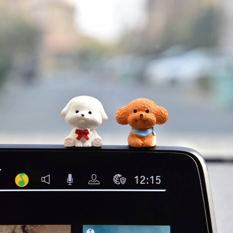 Figura psa od smole za ukras na dashboardu automobila