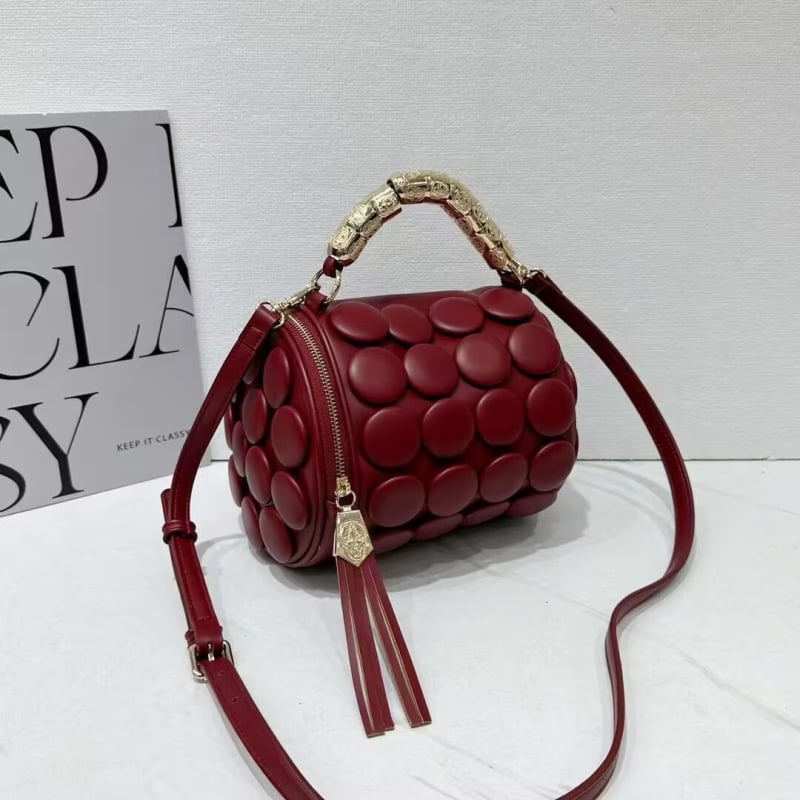 Τσάντα crossbody από PU δέρμα, κυλινδρικού σχήματος με μεταλλικά στοιχεία, μαξιλαρίνης στυλ, φθινοπωρινή έκδοση 2025