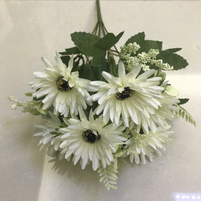Flori artificiale din mătase: floarea-soarelui, gerbera și crizantemă pentru decor de sufragerie și nuntă
