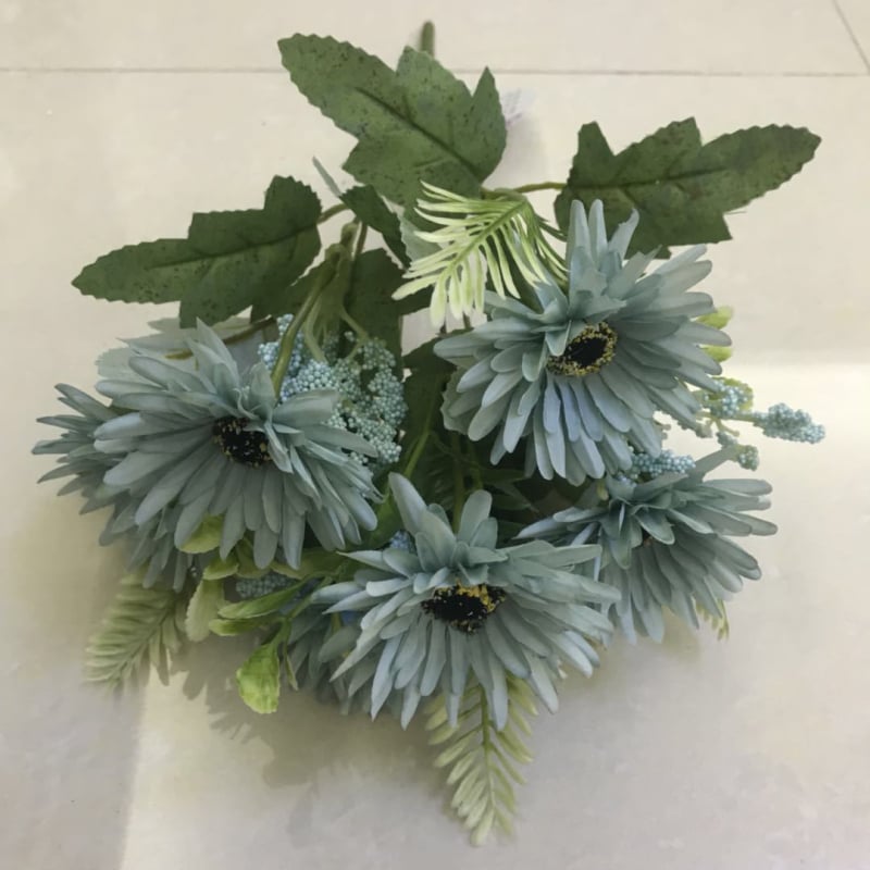 Flori artificiale din mătase: floarea-soarelui, gerbera și crizantemă pentru decor de sufragerie și nuntă