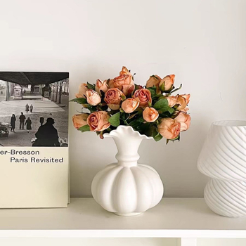 Buchet de trandafiri artificiali, în stil vintage, cu margini rumenite, decor pentru casă