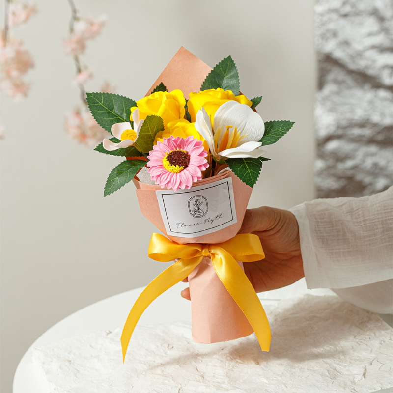Buchet din săpun: flori veșnice, Sunflowers, Roses și Phalaenopsis orchids – flori artificiale, realizate manual, pentru nunți și decor acasă