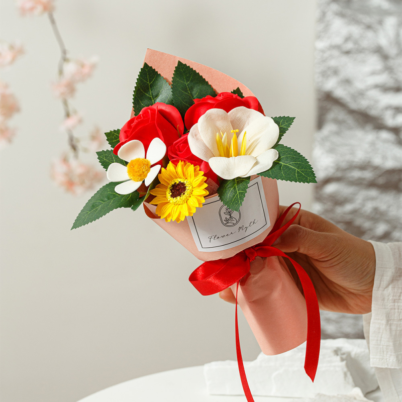 Buchet din săpun: flori veșnice, Sunflowers, Roses și Phalaenopsis orchids – flori artificiale, realizate manual, pentru nunți și decor acasă