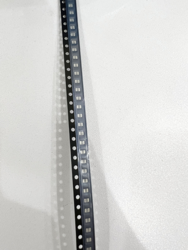 Murata DFE201610P-1R0M=P2 0806 1µH 3.1A SMT induktor snage iz legure