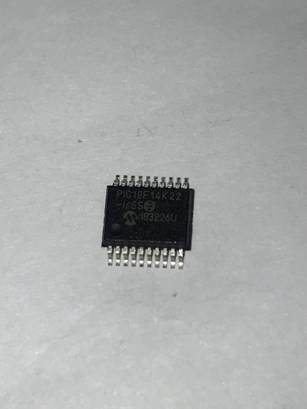 Mikrokontroler PIC18F14K22-I/SS u SSOP-20 pakiranju