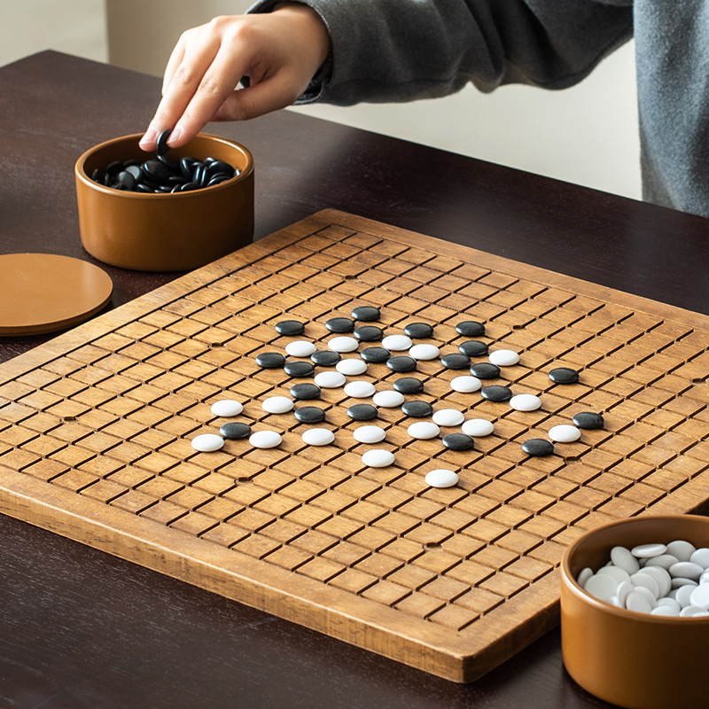 Dvojni drveni set ploče za Go i Xiangqi s crnim i bijelim figurama za odrasle i početnike