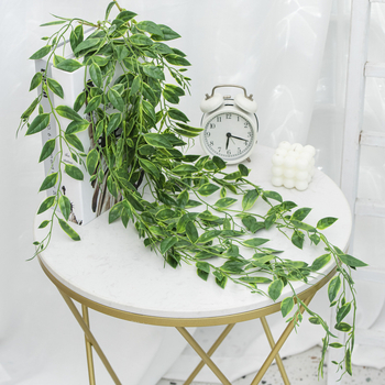 Viță artificială atârnă pe perete, decor de 80 cm, cu 5 ramuri