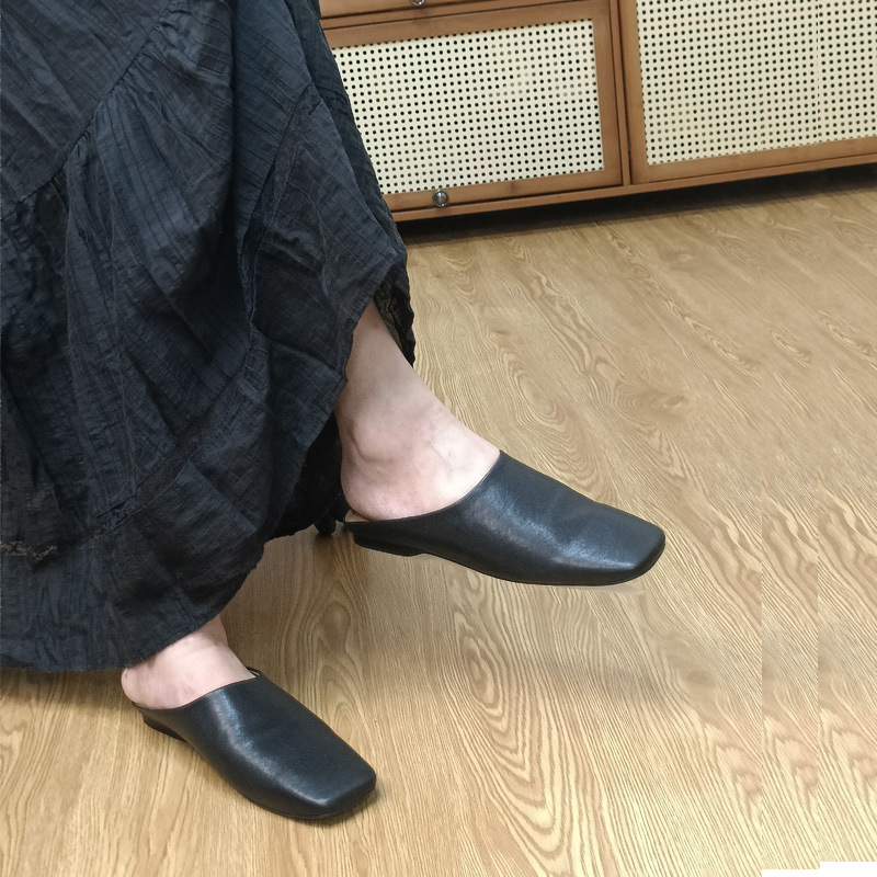 Női bőr slip-on mules, négyszögletes orral és vastag talppal, lapos talpú nyári cipő