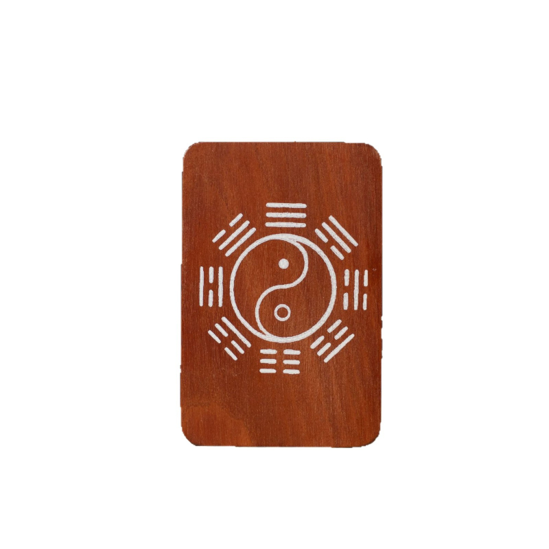 Ugravirani privjesak Tai Chi Bagua, taoistički amulet