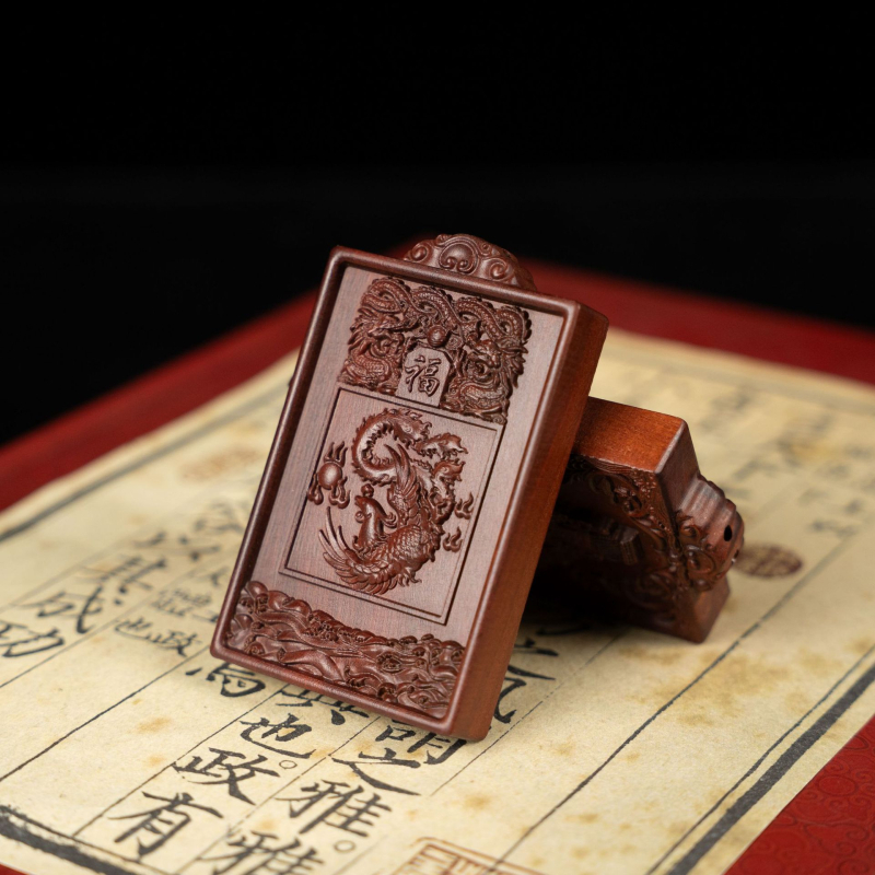 Mazu privjesak od jujube drveta – finomno graviran talisman, taoistički ritualni amulet, dvostrani reljef feniksa