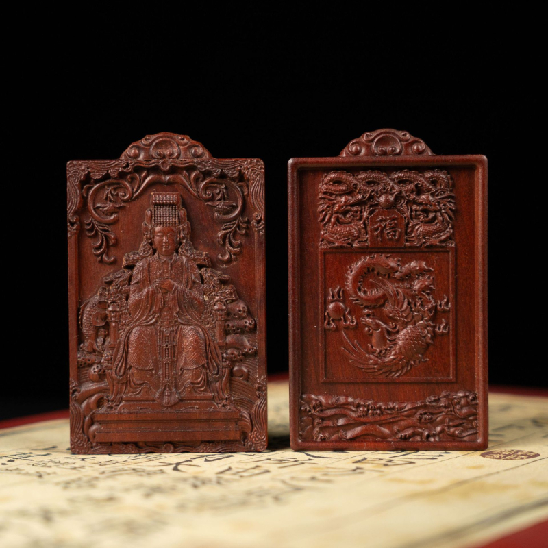 Mazu privjesak od jujube drveta – finomno graviran talisman, taoistički ritualni amulet, dvostrani reljef feniksa