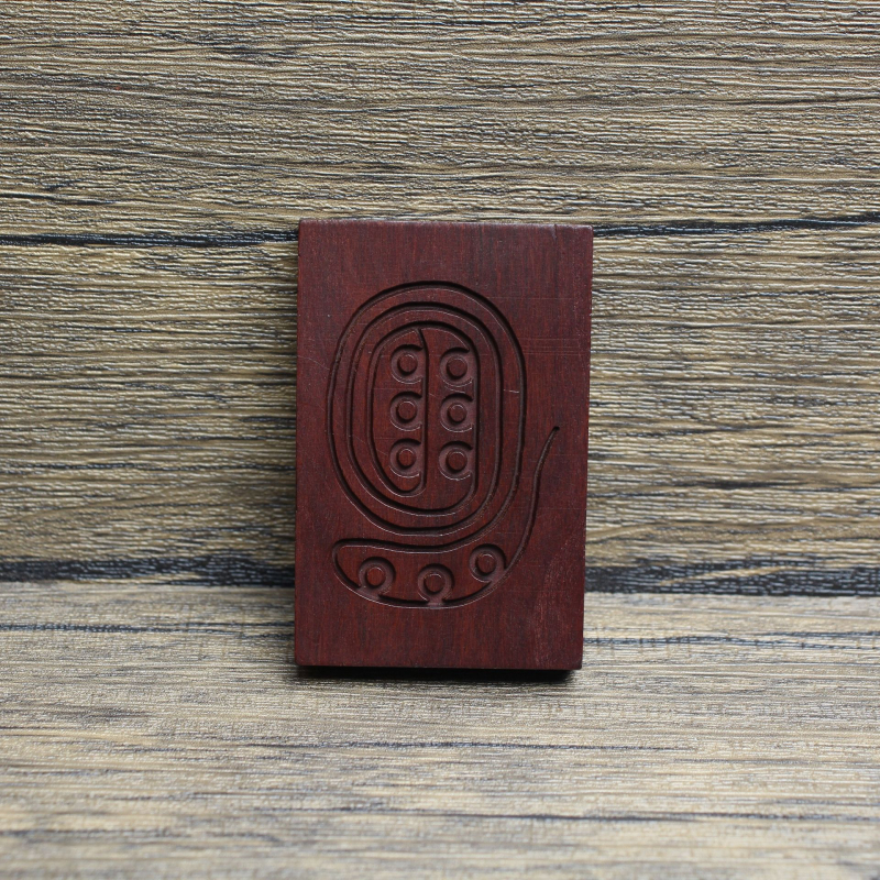 Drveni privjesak s pozlaćenim reljefom, 46 taoističkih talismana, ručno izrezbaren drveni ritualni amulet