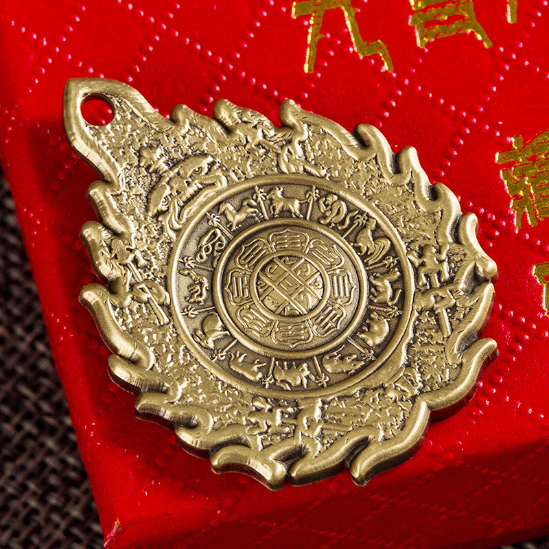 Bakreni kaiš-talisman s Manjushrijem, tibetanskog stila, dvanaest znakova zodijaka, devet palača i osam trigrami, za blagoslov