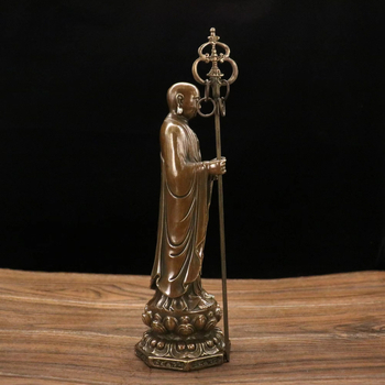 Statuie de cupru a lui Ksitigarbha Bodhisattva cu lumină de Buddha, în picioare, din Muntele Jiuhua, decor pentru casă