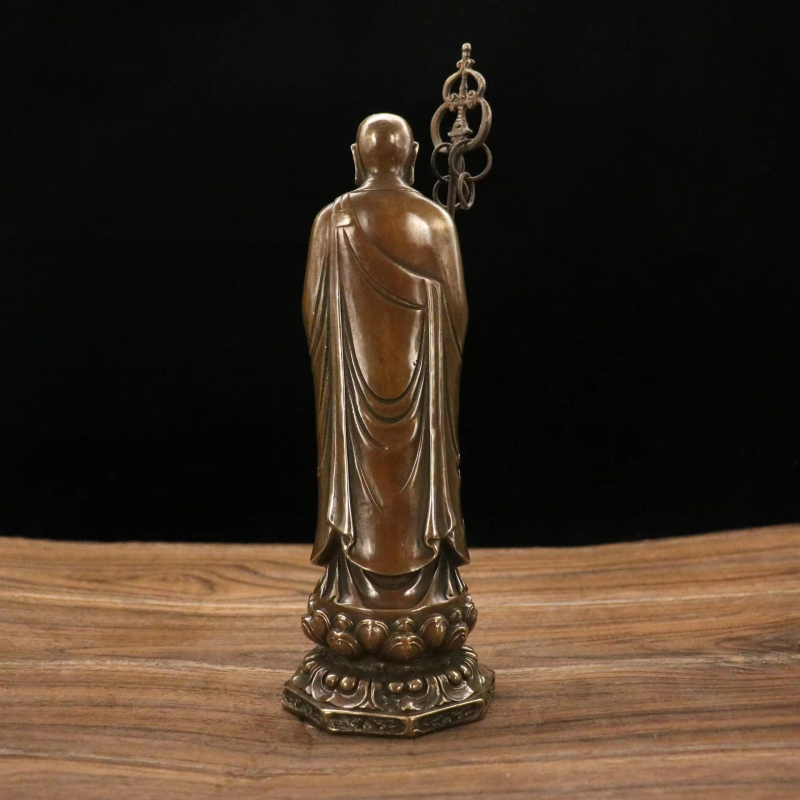 Statuie de cupru a lui Ksitigarbha Bodhisattva cu lumină de Buddha, în picioare, din Muntele Jiuhua, decor pentru casă