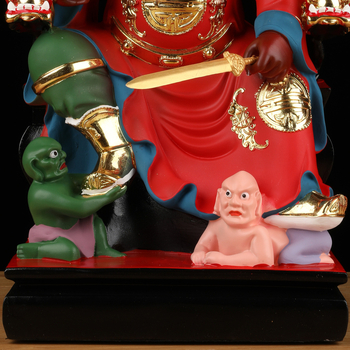 Statuie Zhong Kui din rășină pentru altarul de acasă – figură taoistă decorativă
