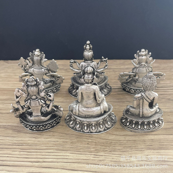Statuetă tibetiană antic placată cu argint: Guanyin cu mii de brațe, Green Tara și Buddha-ul Medicine Bodhisattva – statuetă de buzunar