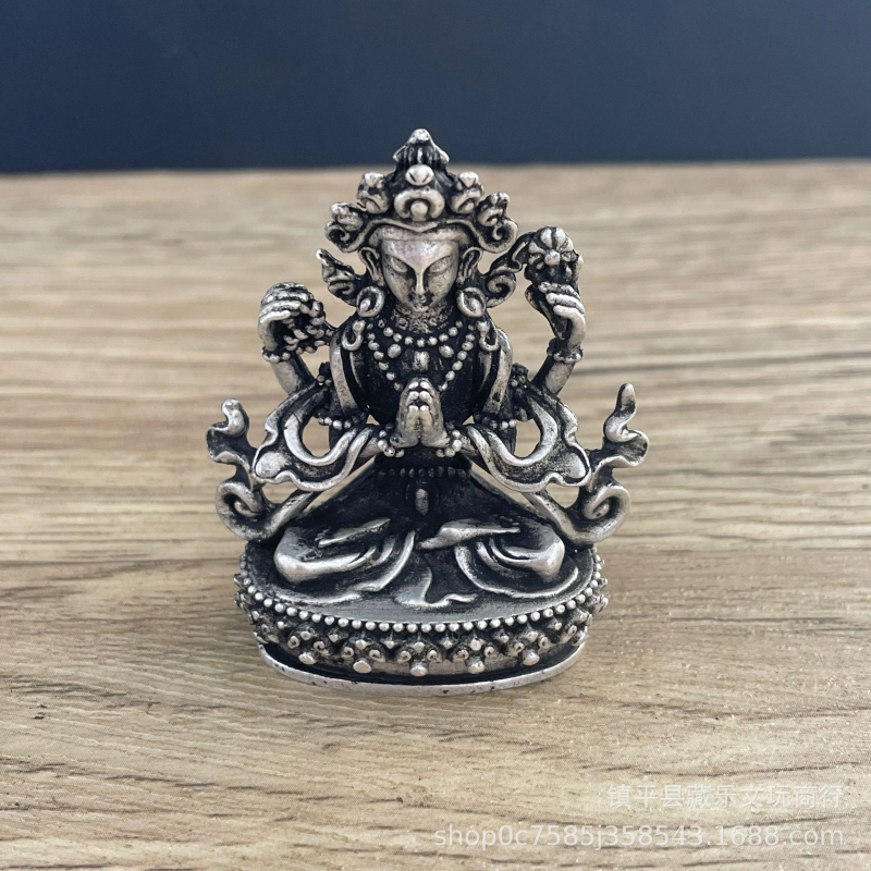Statuetă tibetiană antic placată cu argint: Guanyin cu mii de brațe, Green Tara și Buddha-ul Medicine Bodhisattva – statuetă de buzunar