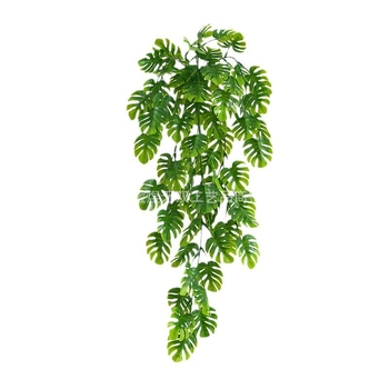 Decor de perete din ratan cu plantă artificială verde și liane din plastic