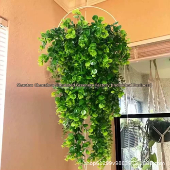 Aranjament de perete din ratan artificial cu eucaliptus — plantă atârnătoare decorativă pentru interior și exterior