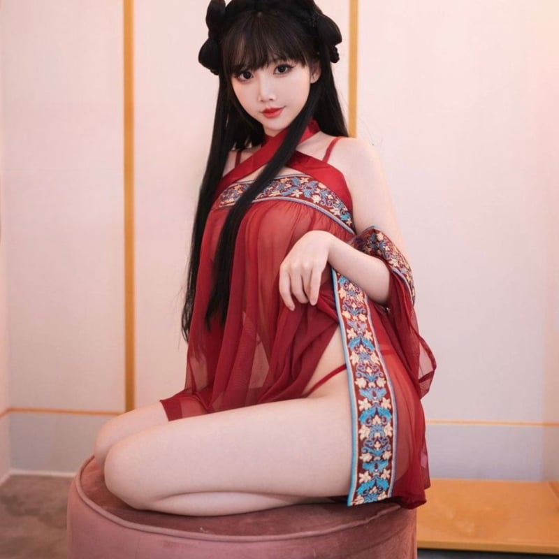 Plus-size Hanfu seksi set za spavanje za žene — staro-inspirirana prozirna noćna haljina i donje rublje