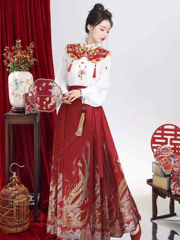 Nova kineska hanfu u kineskom stilu s vezom, crvena suknja s motivom konjske glave i detaljima oblaka na ramenima za zaruke