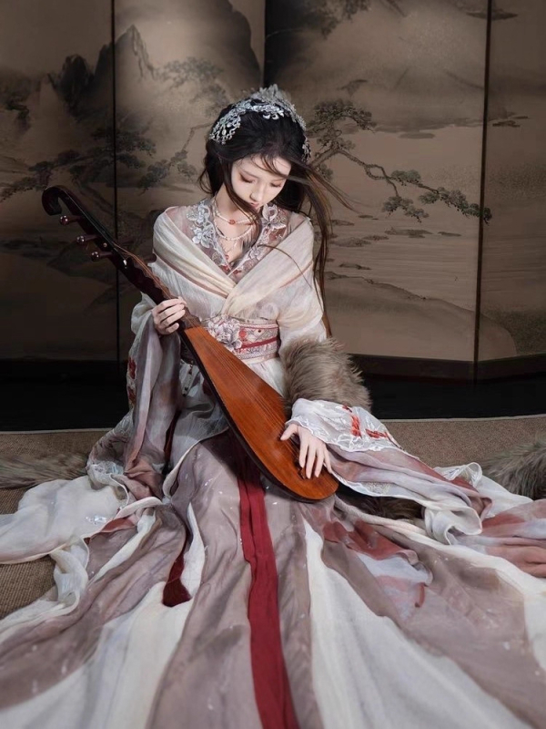 2025 original Hanfu set: haljina do struka s Han elementima, stil Doba ratnih država, široki rukavi, posebna čipka i vezenje