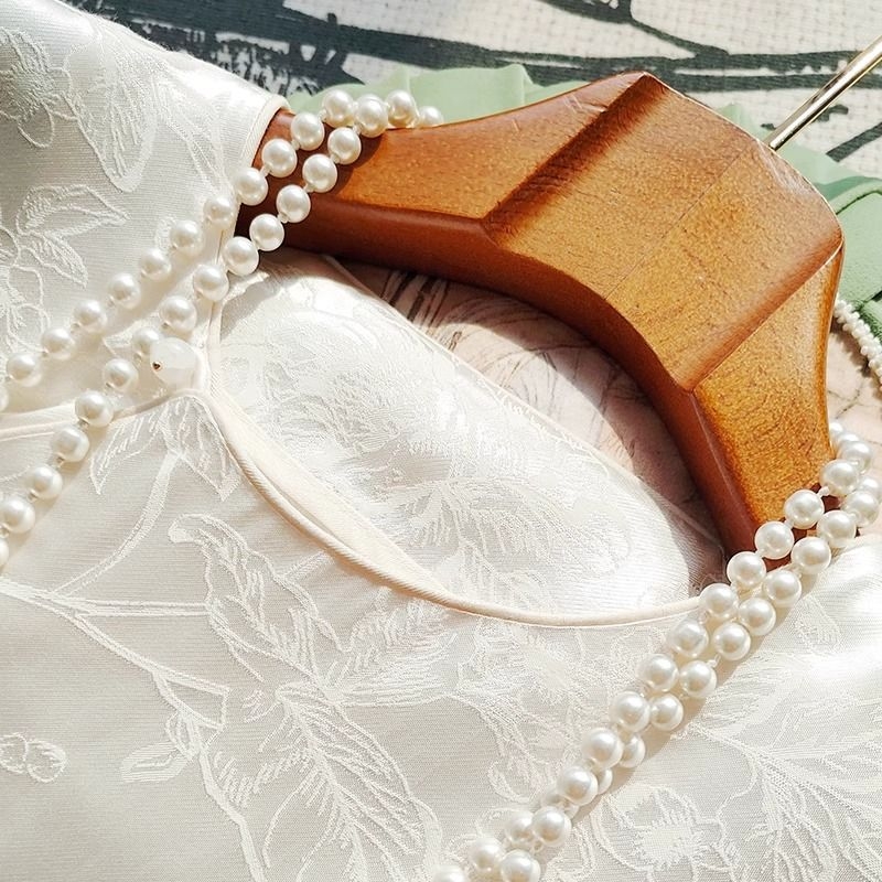 Nova ženska bluza od rayon jacquarda u kineskom stilu, dugi rukavi, proljetna verzija s dijagonalnim zatvaranjem i tradicionalnim kineskim gumbima, svestrani bazni gornji dio