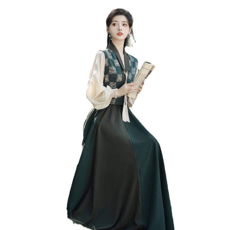 Modni Hanfu set za posao s košulom u Tang stilu i suknjom s osam panela za proljeće.