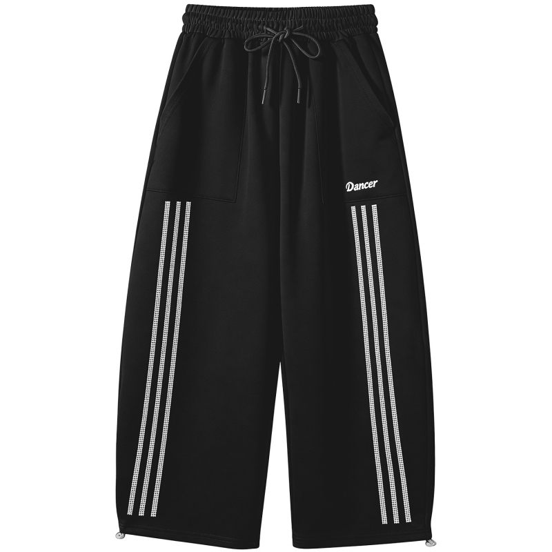 2026 tavaszi női sportos szett: vékony fleece anyagú strasszos T-Shirt és ívelt szélű nadrág, két darabos szett karcsúsító hatással