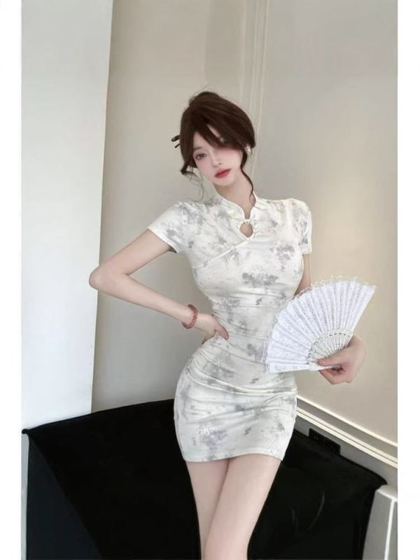 Ženska kratka haljina u kineskom stilu s ovratnikom cheongsam, uskog kroja, visokim strukom, kratkim rukavima, pulover stil