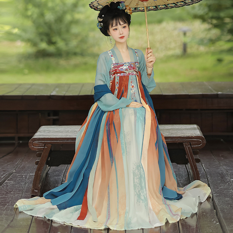 Hanfu za žene inspiriran Tang dinastijom, dvodijelni komplet s vrškom do prsa i odgovarajućom suknjom, širokim rukavima, svakodnevna nosnja za proljeće i ljeto, pogodno za putne fotografije.